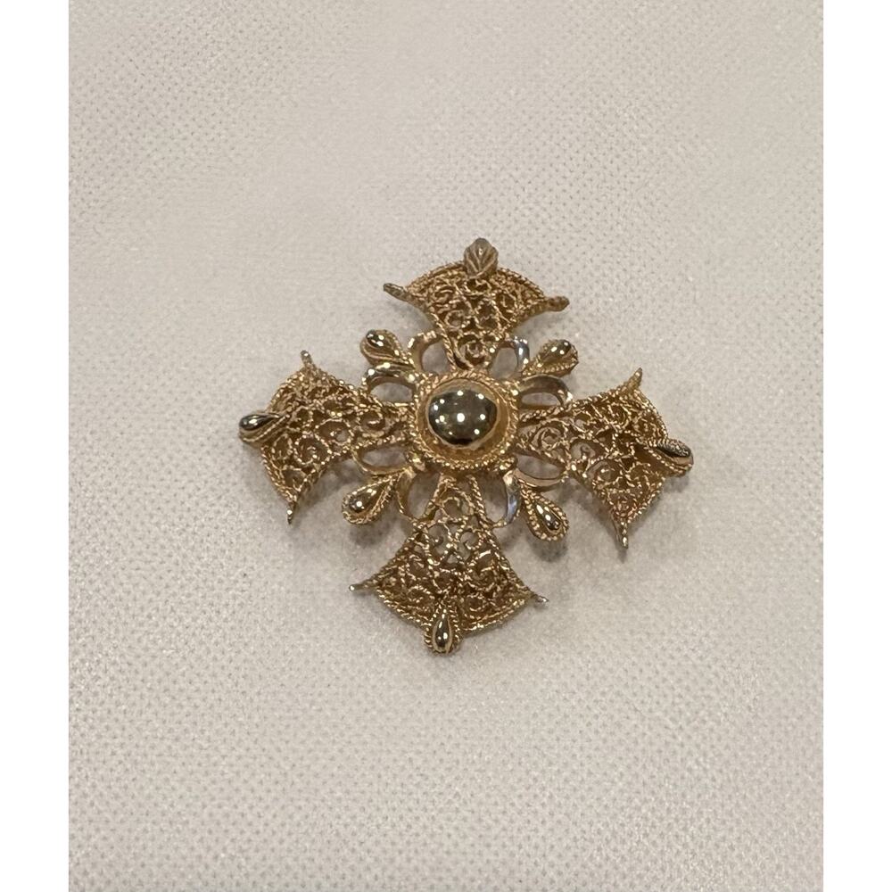 Crown Trifari Maltese Cross Gold-tone Filigree Brooch Pin